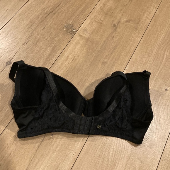 Size 38C Lace Bra - Picture 5 of 14